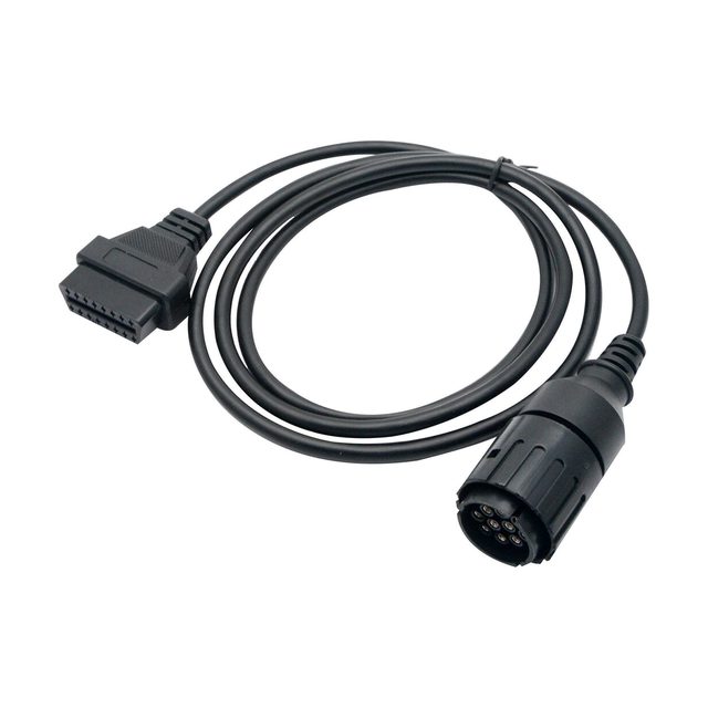 Cavo adattatore nero arrotolato per moto BMW, con connettore rotondo a 10 pin da un’estremità e presa OBD2 a 16 pin dall’altra