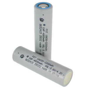 Batteria 18650 3200mAh ricaricabile al litio Li-ion 3,7V di alta qualità
