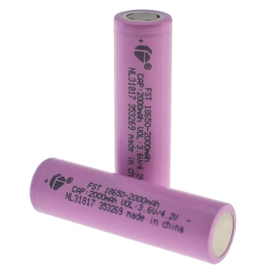 Batteria ricaricabile 18650 2000mAh 3,7V al litio Satkit
