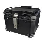 Bauletto moto universale 36L con schienale lombare e top case quadrato in ABS nero