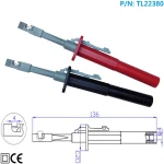 Clip aislado con gancho de sujeción catIII y conexión banana negro TL22380 Amass