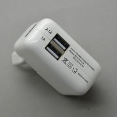 Dual 2.1A & 1A Caricabatterie da parete USB con adattatore USB IPHONE 5S  4.00 euro - satkit