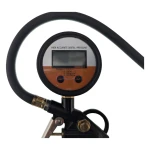 Manómetro digital para neumáticos con pantalla LED y cuerpo negro