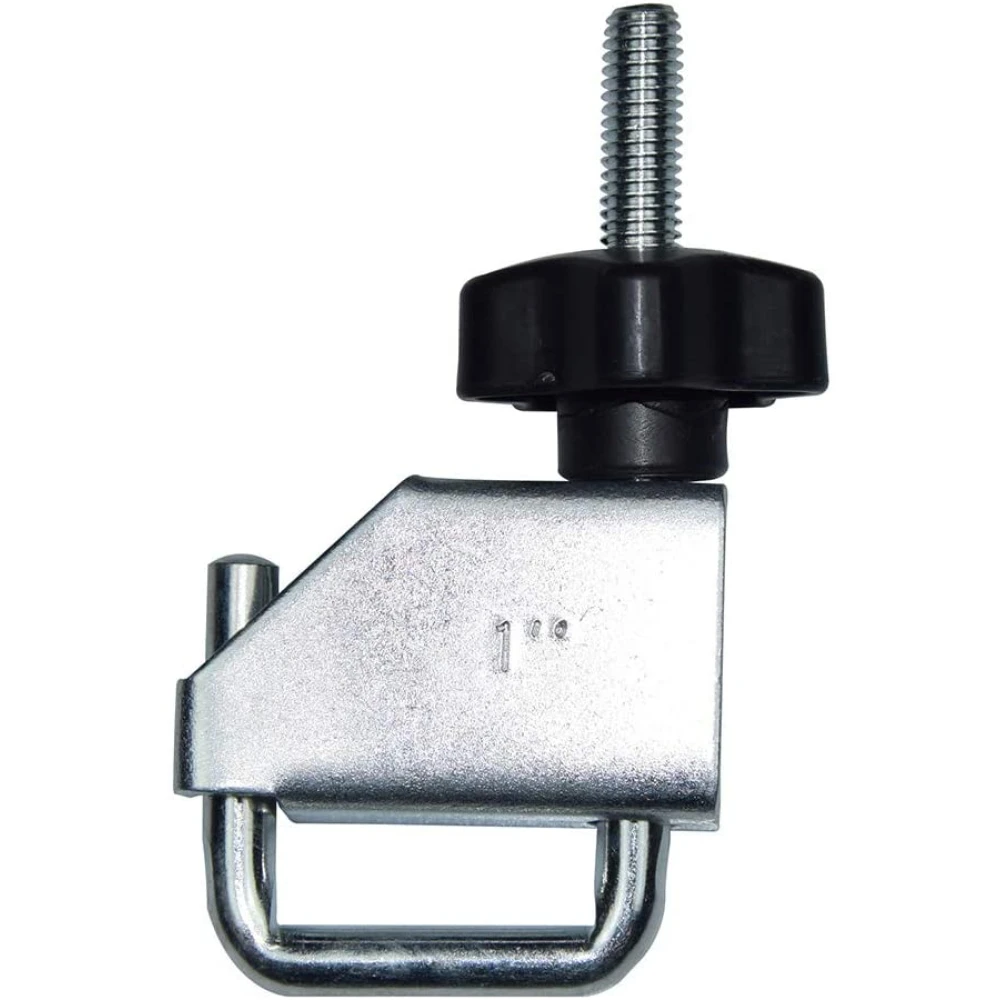 Detalle de abrazadera para manguera de combustible para coche