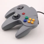 Controller compatibile Nintendo 64 con connettore originale e cavo nero