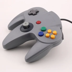 Controller compatibile Nintendo 64 con connettore originale e cavo nero