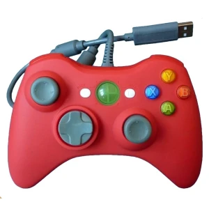 Controller cablato compatibile Xbox 360 rosso per massimo comfort e controllo