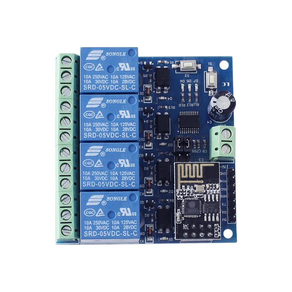 Módulo relé wifi 4 canales ESP8266 en uso para control domótico