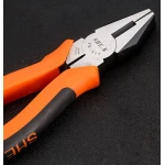 Detalle de las mandíbulas endurecidas de los alicates SK-517